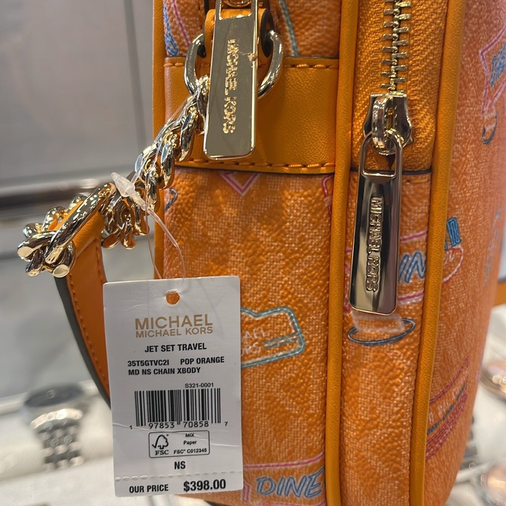 MICHAEL KORS
J Set Md Printed Signature Logo Crossbody NS CHAIN XBODY
POP ORANGE - Picture 9 of 16